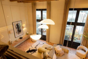 Newly renovated luxurious 200 SQM loft in city centre